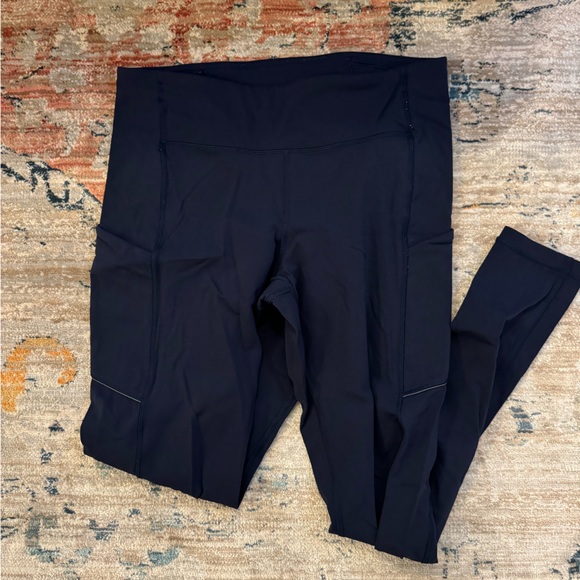 Lululemon Leggings Size 8 - Picture 1 of 3